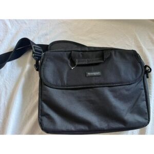 Kensington Black Laptop Messenger Bag / Shoulder Briefcase